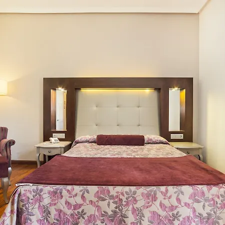 Globales Reina Cristina 4*