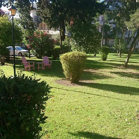 Hotel Globales Reina Cristina 4*